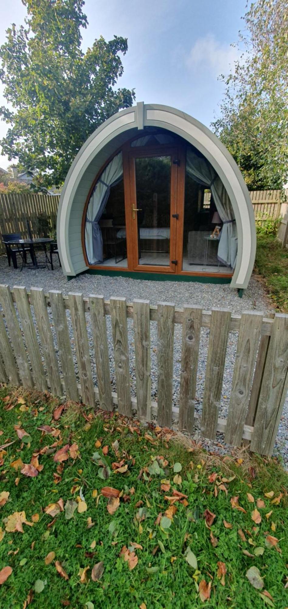 Priory Glamping Pods And Guest Accommodation كيلارني المظهر الخارجي الصورة