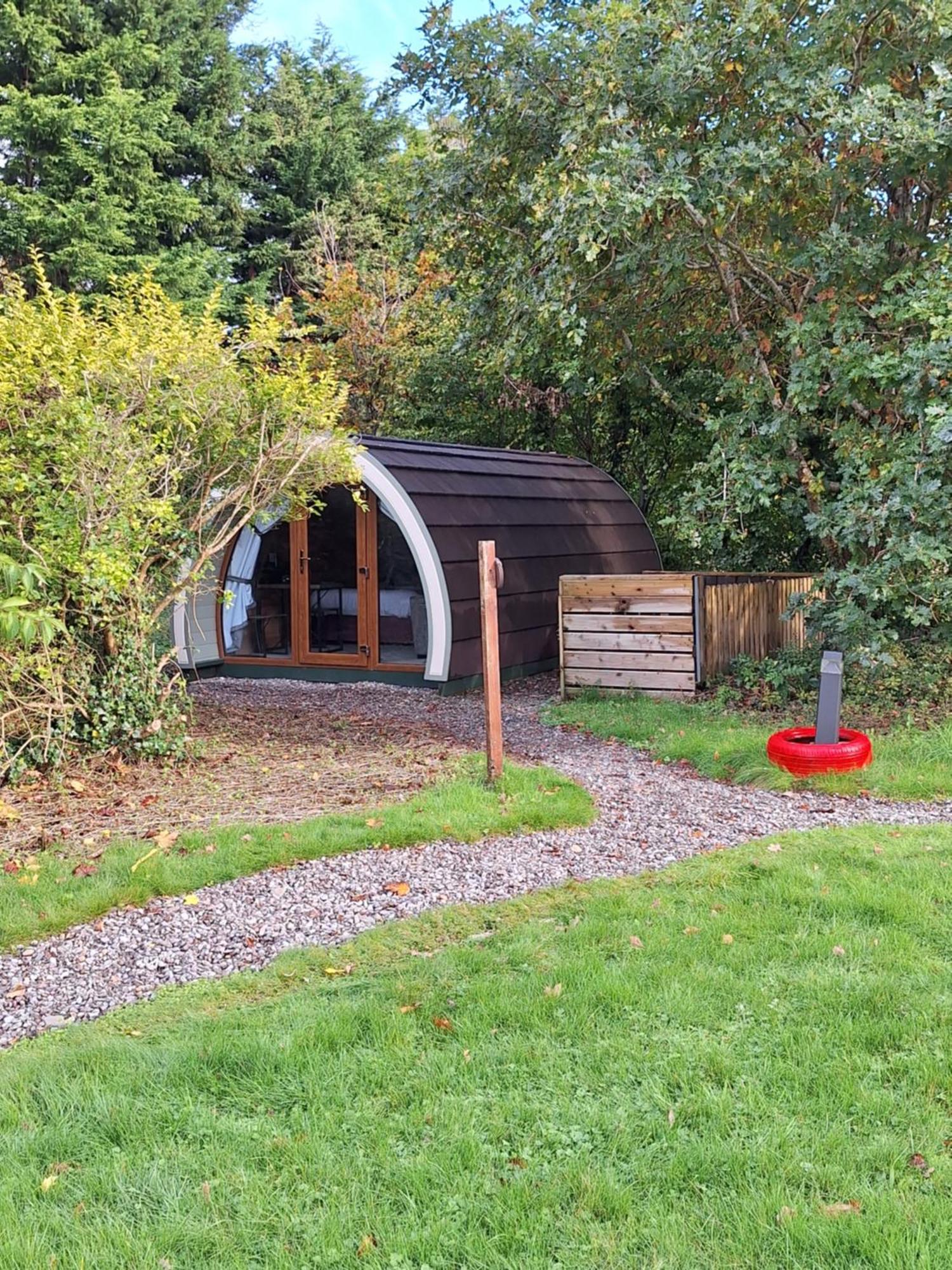 Priory Glamping Pods And Guest Accommodation كيلارني المظهر الخارجي الصورة